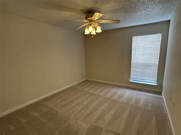 a view of empty room with window
