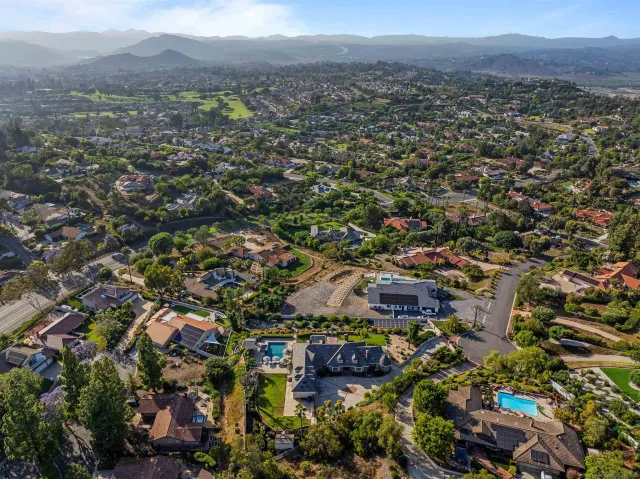 $2,800,000 | 17502 Corte Lomas Verdes, Poway, CA 92064