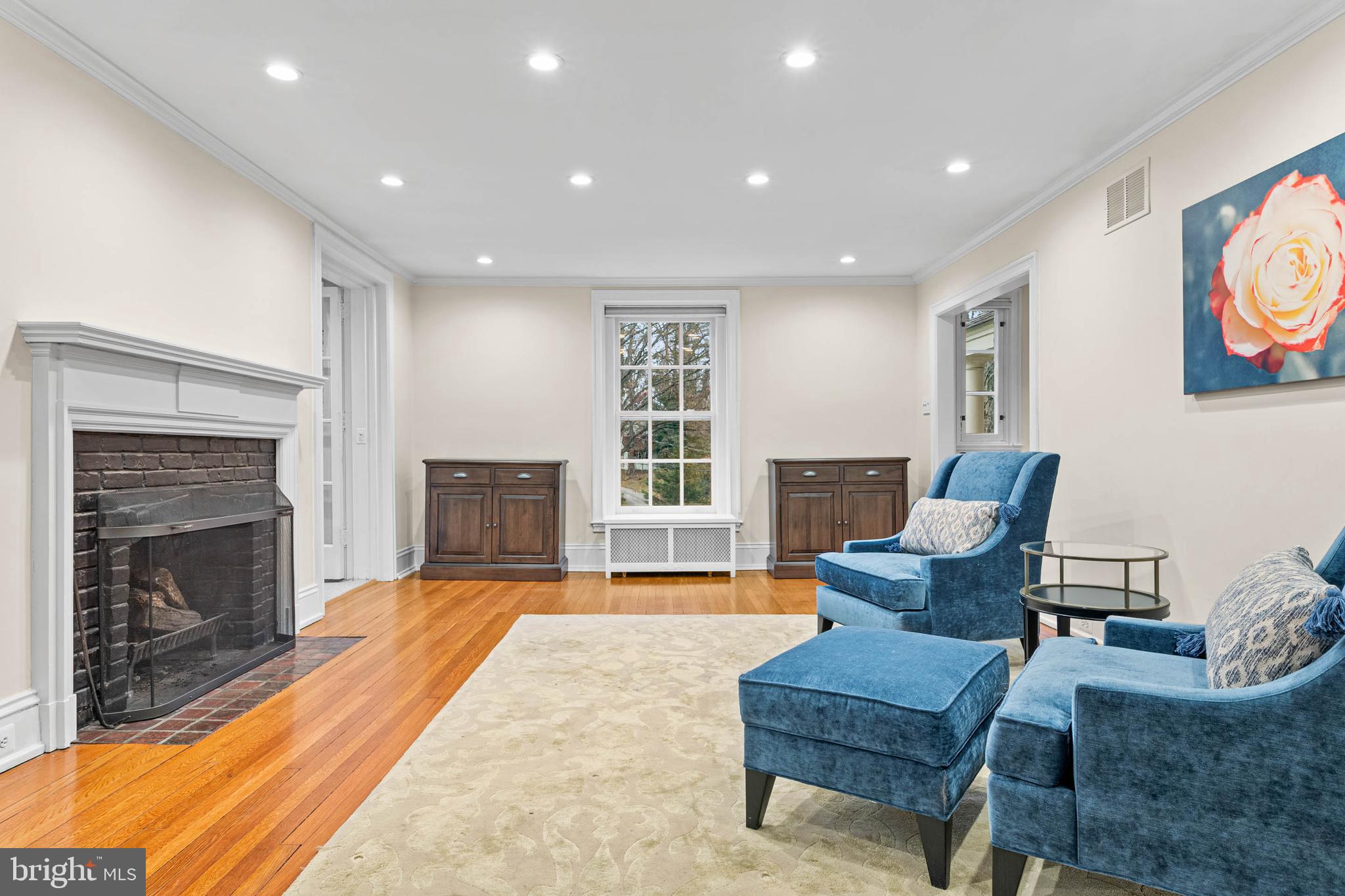 214 Roberts Road Ardmore, PA 19003 - Photo 10 of 53 Living Room