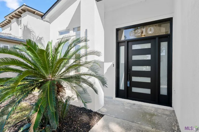 $489,900 | 6210 Royal Palms Drive, Gonzales, LA 70737