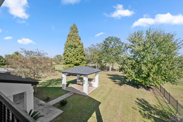 $489,900 | 6210 Royal Palms Drive, Gonzales, LA 70737