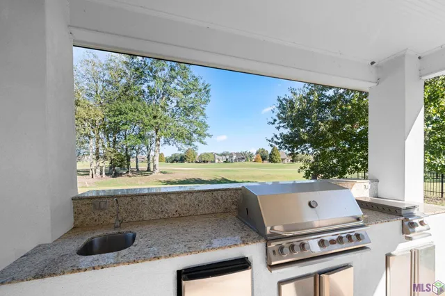 $489,900 | 6210 Royal Palms Drive, Gonzales, LA 70737