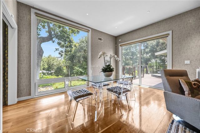 $9,800,000 | 935 Hillcrest Place, Pasadena, CA 91106