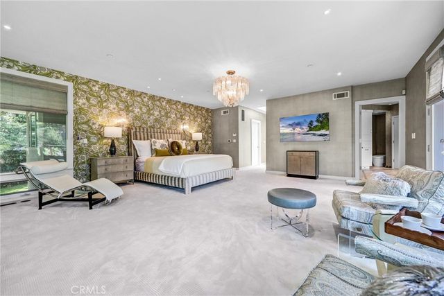 $9,800,000 | 935 Hillcrest Place, Pasadena, CA 91106