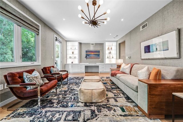 $9,800,000 | 935 Hillcrest Place, Pasadena, CA 91106