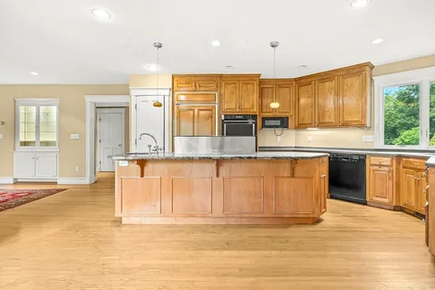 $1,595,000 | 1386 Canton Avenue, Milton, MA 02186