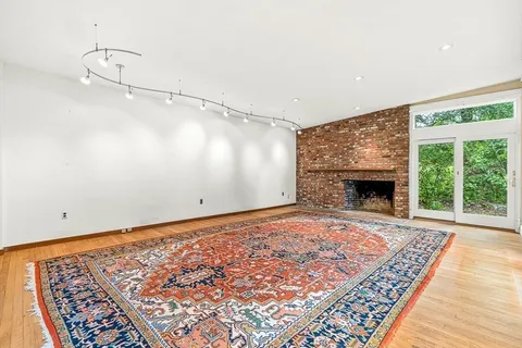 $1,595,000 | 1386 Canton Avenue, Milton, MA 02186