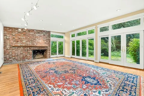 $1,595,000 | 1386 Canton Avenue, Milton, MA 02186