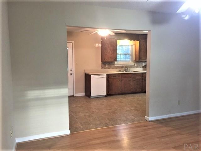 1754 Elna Road Cantonment, FL 32533 - Photo 9 of 40
