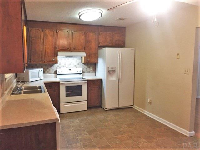 1754 Elna Road Cantonment, FL 32533 - Photo 10 of 40