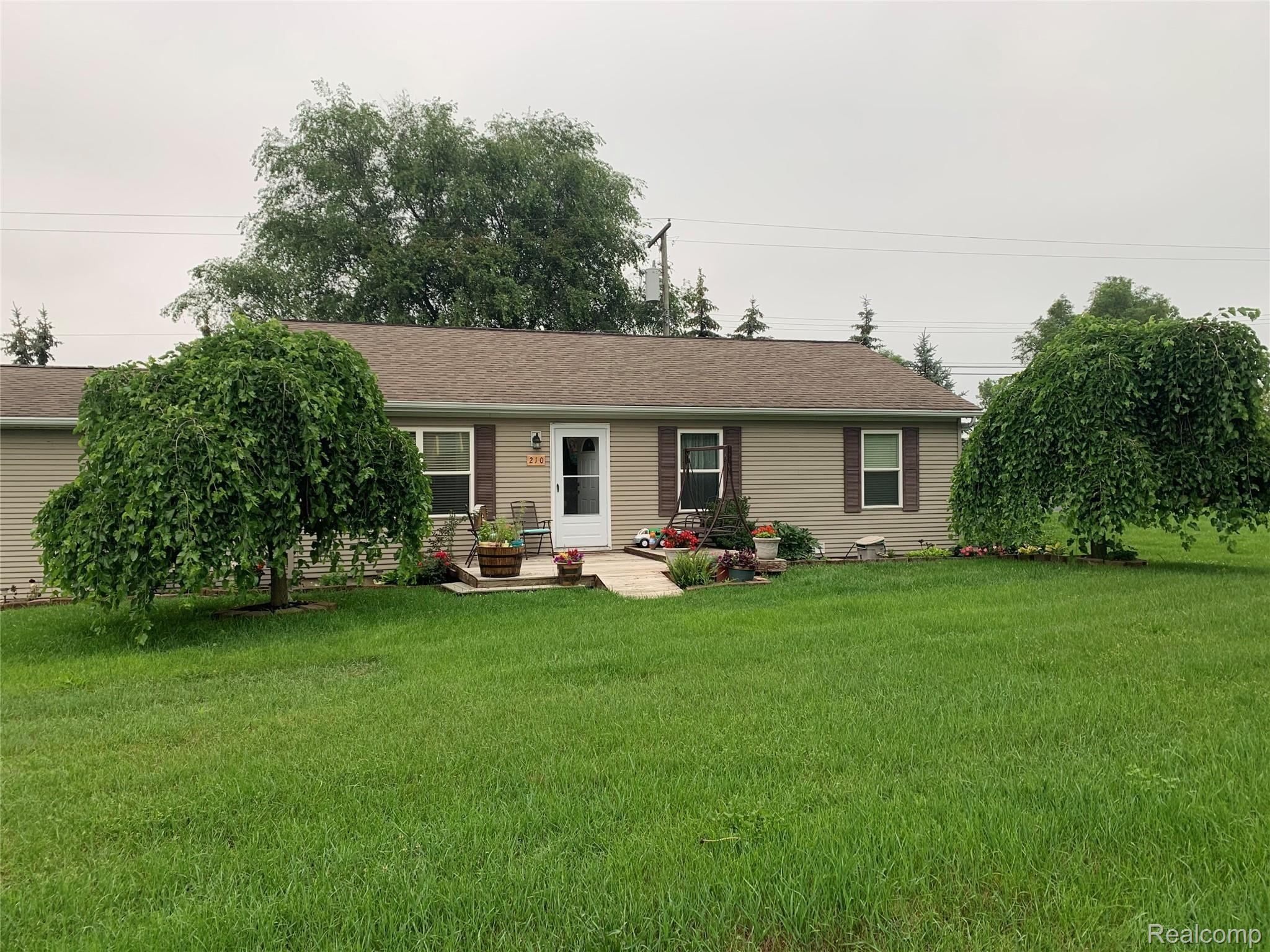 210 Davis Lake Road Lapeer, MI 48446 - Photo 1 of 22 FRONT