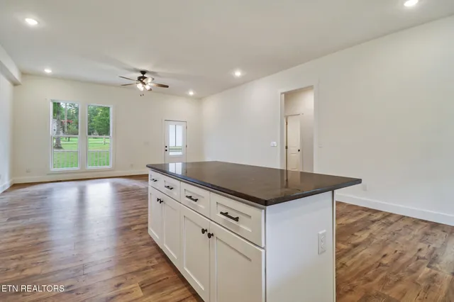 $369,900 | 5317 Wilder Road, Grimsley, TN 38565