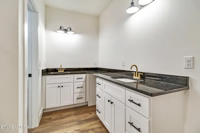 $369,900 | 5317 Wilder Road, Grimsley, TN 38565