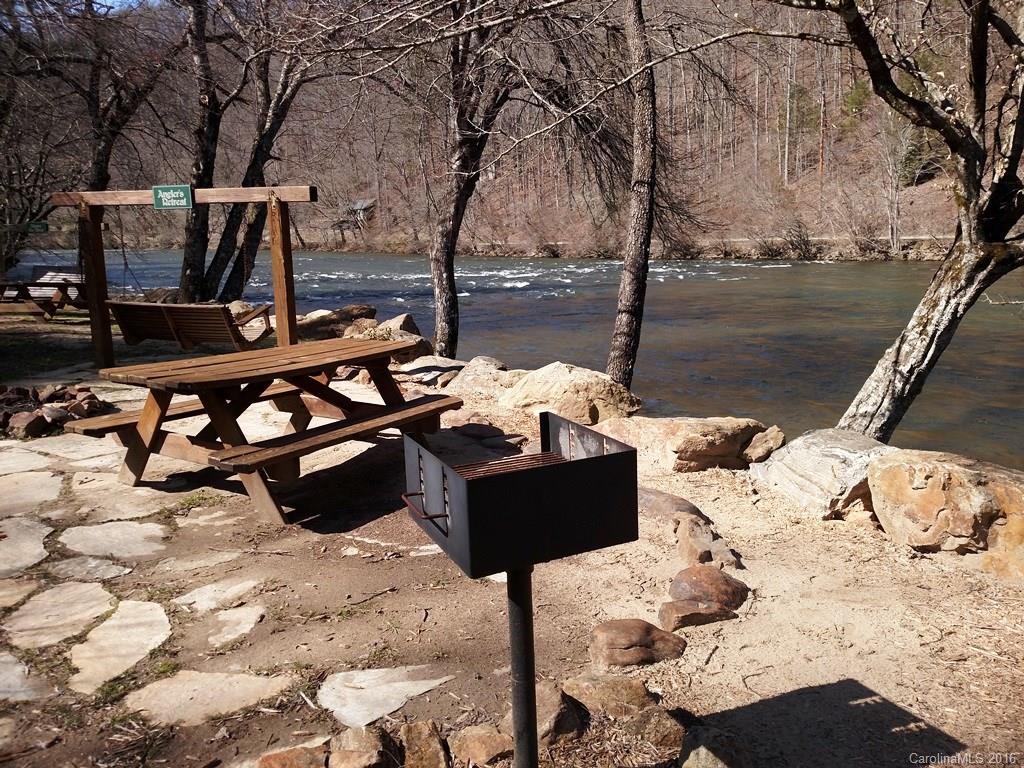 752 Dillard Road Sylva, NC 28779 - Photo 2 of 16 Gallery Image 2