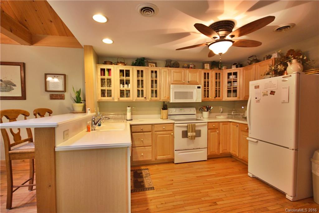 752 Dillard Road Sylva, NC 28779 - Photo 15 of 16 Gallery Image 15