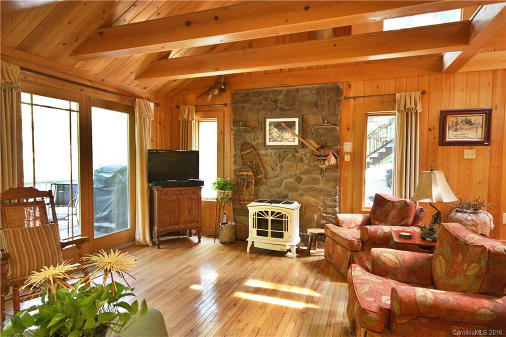 752 Dillard Road Sylva, NC 28779 - Photo 16 of 16 Gallery Image 16
