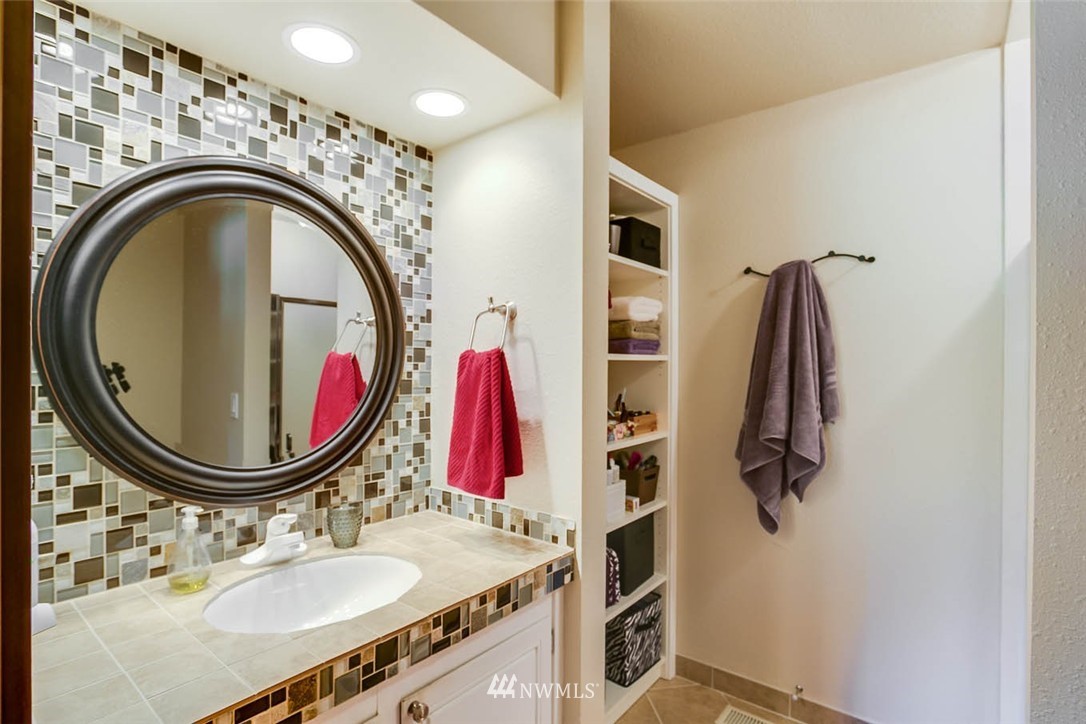 14822 Southeast 170th Street Renton, WA 98058 - Photo 15 of 24 Gallery Image 15