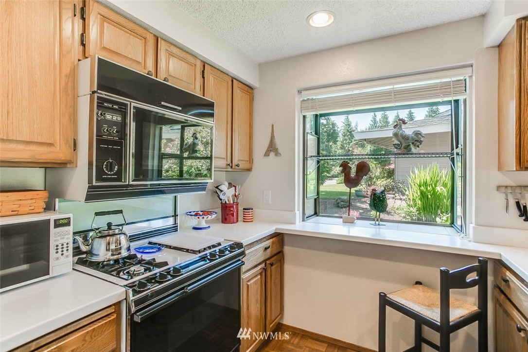 14822 Southeast 170th Street Renton, WA 98058 - Photo 10 of 24 Gallery Image 10