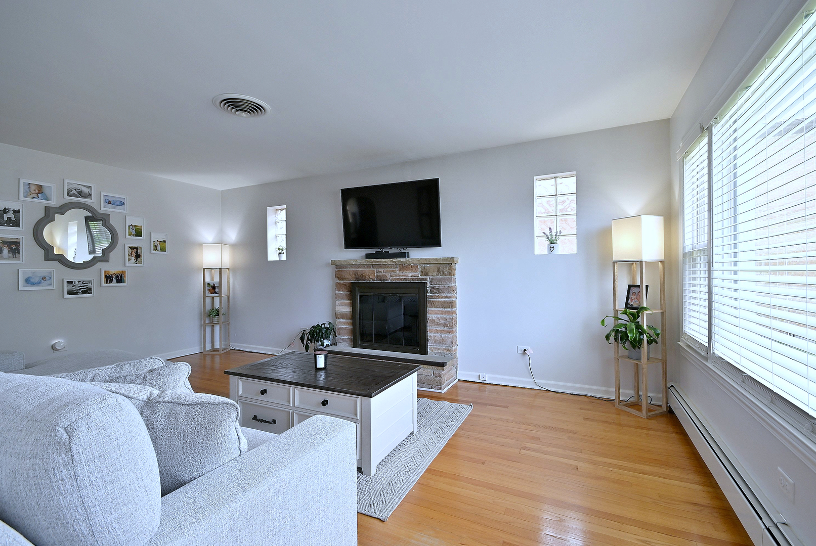 8107 West Irving Park Road Chicago, IL 60634 - Photo 4 of 37