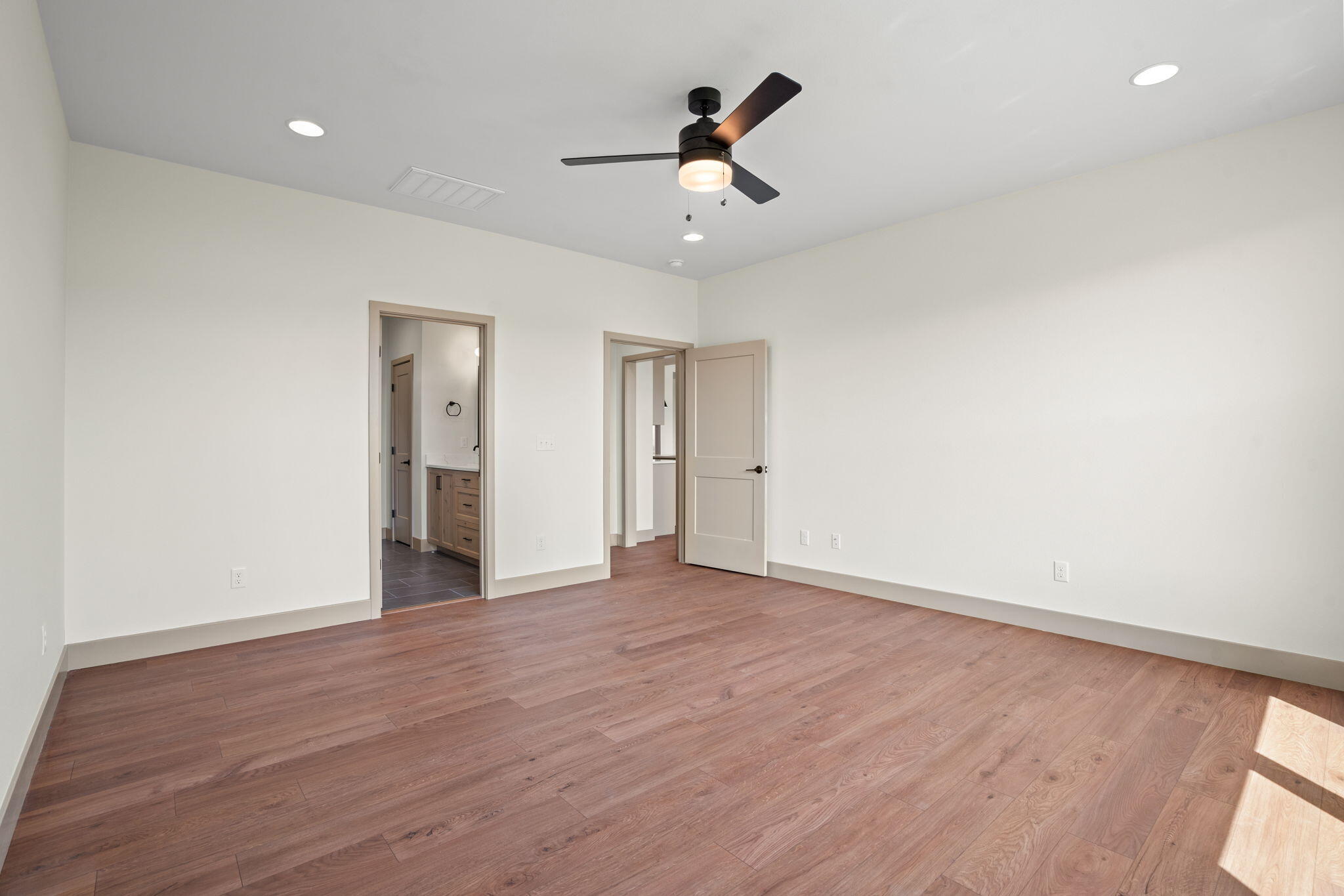 1626 South Pinecone Path Springfield, MO 65809 - Photo 20 of 49 55-web-or-mls-DSC07344