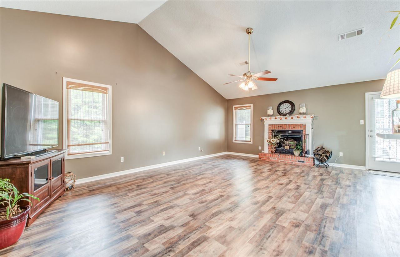 717 Tracy Road Millington, TN 38053 - Photo 4 of 25 Gallery Image 4