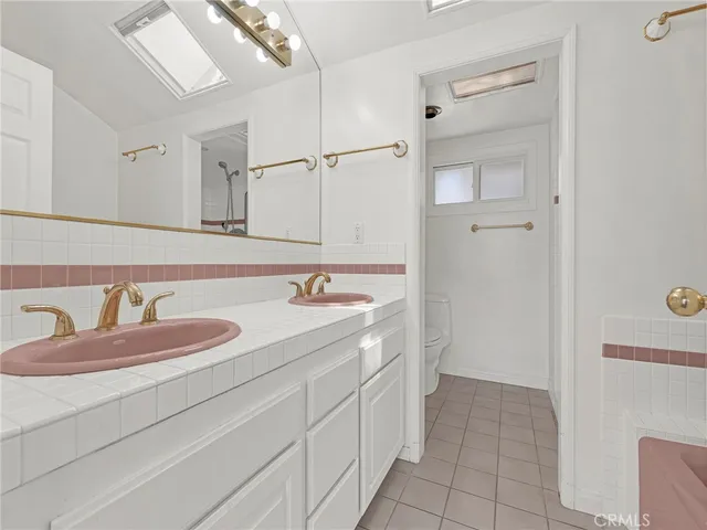 $1,299,000 | 4854 Ranchito Avenue, Sherman Oaks, CA 91423