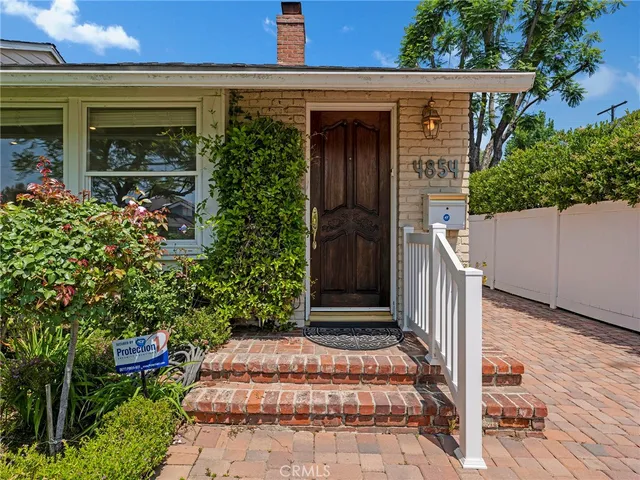 $1,299,000 | 4854 Ranchito Avenue, Sherman Oaks, CA 91423