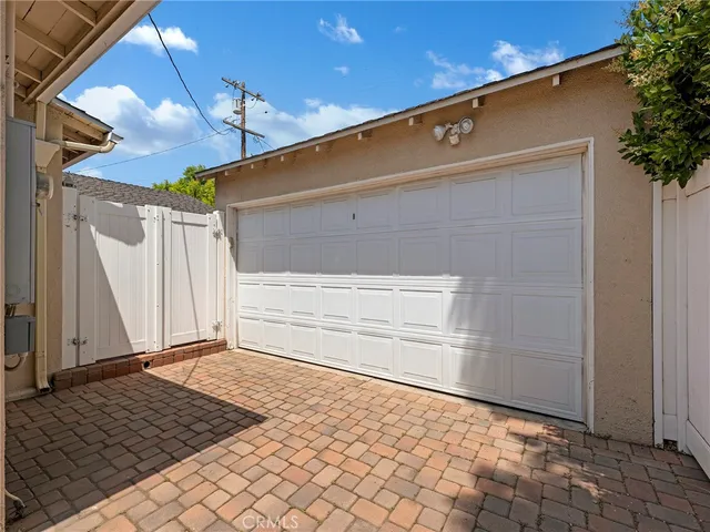 $1,299,000 | 4854 Ranchito Avenue, Sherman Oaks, CA 91423