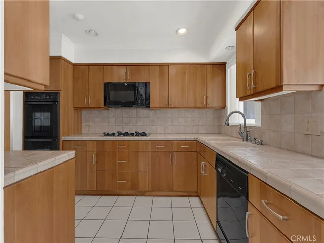 $1,299,000 | 4854 Ranchito Avenue, Sherman Oaks, CA 91423