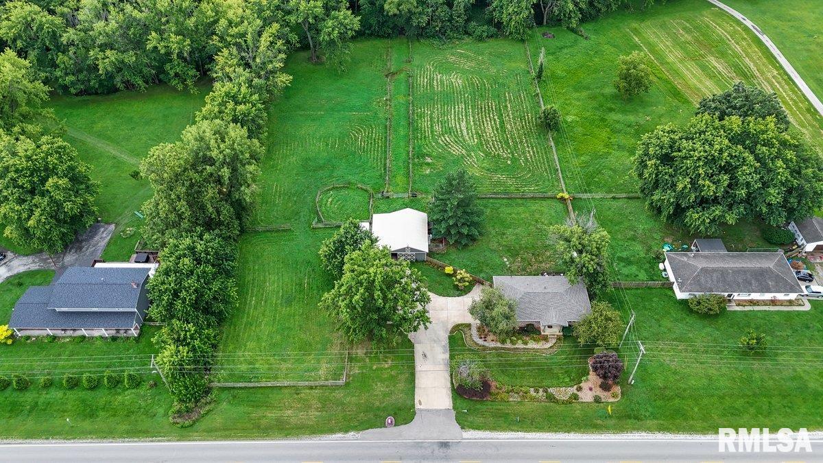 4584 Spaulding Orchard Road Springfield, IL 62711 - Photo 7 of 54