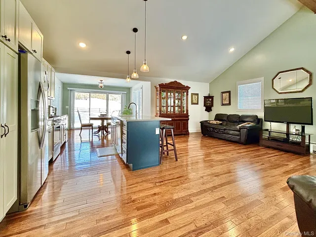 $795,000 | 71 Frost Road, Rhinebeck, NY 12572