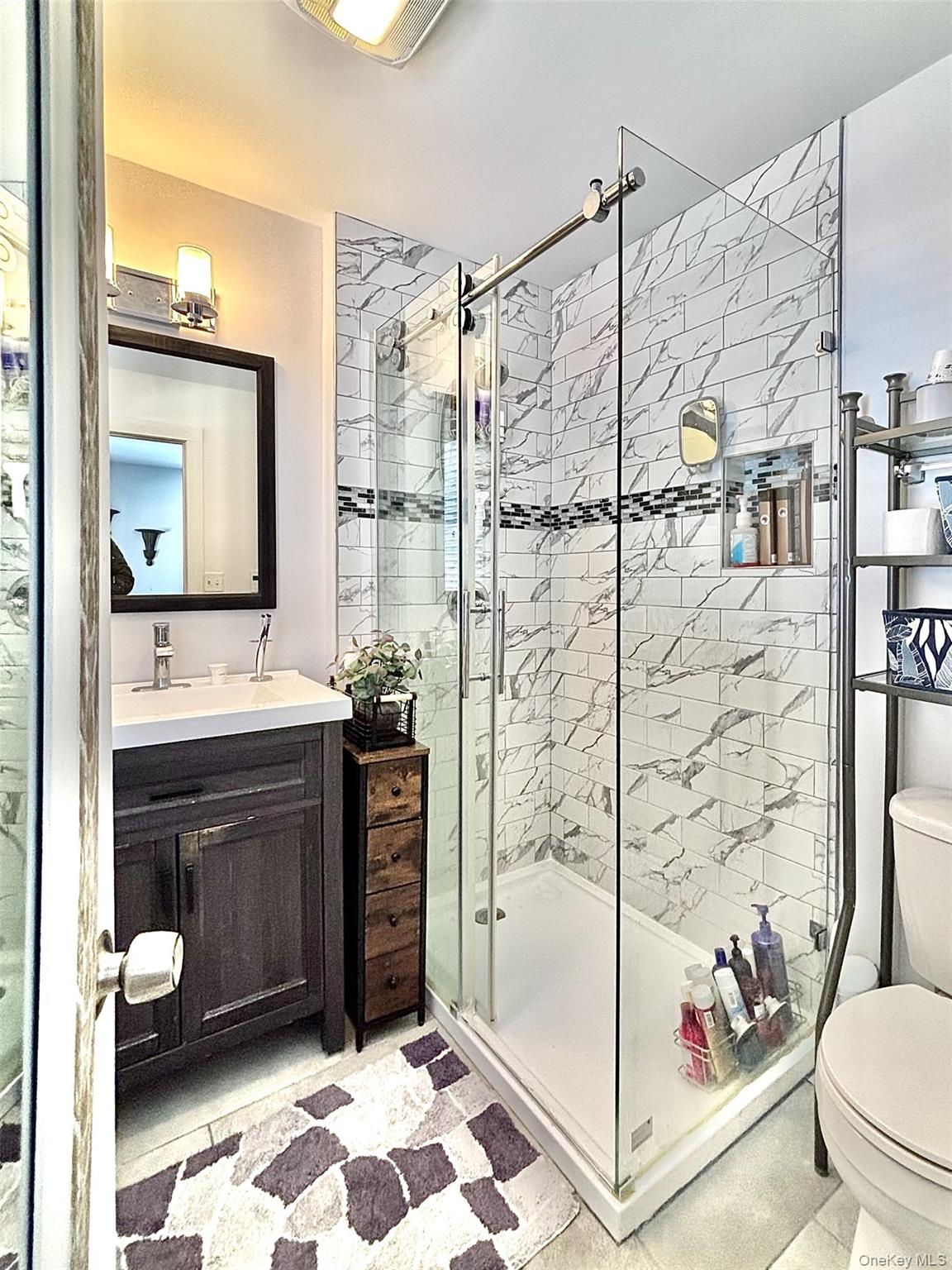 71 Frost Road Rhinebeck, NY 12572 - Photo 22 of 32 Step in tiled shower