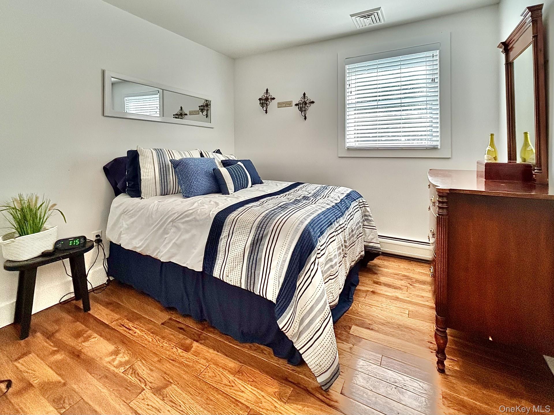 71 Frost Road Rhinebeck, NY 12572 - Photo 23 of 32 Guest bedroom w/double closet