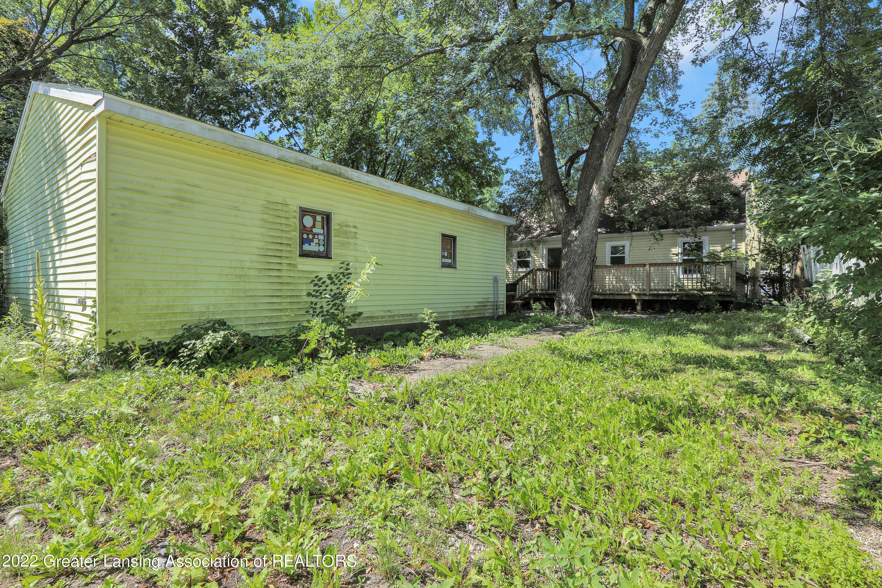 2401 Pleasant Grove Road Lansing, MI 48910 - Photo 26 of 29 9I3A5728