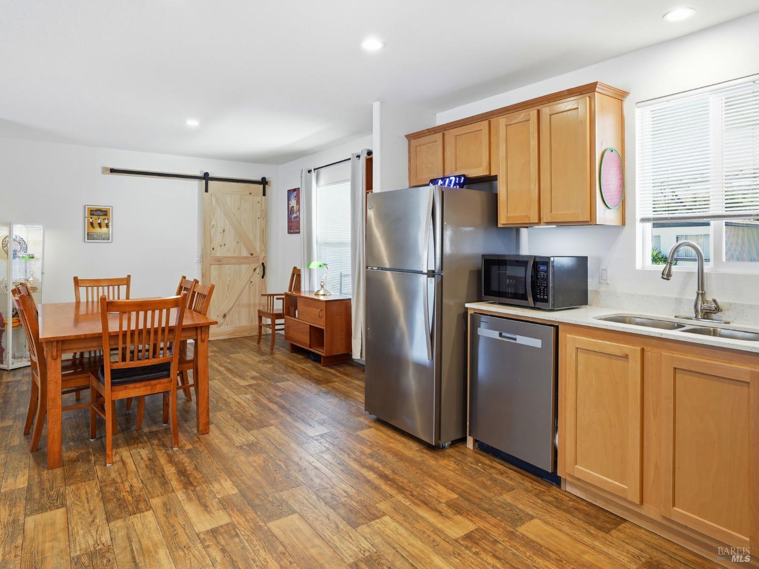 858 Mary Street Santa Rosa, CA 95403 - Photo 23 of 34