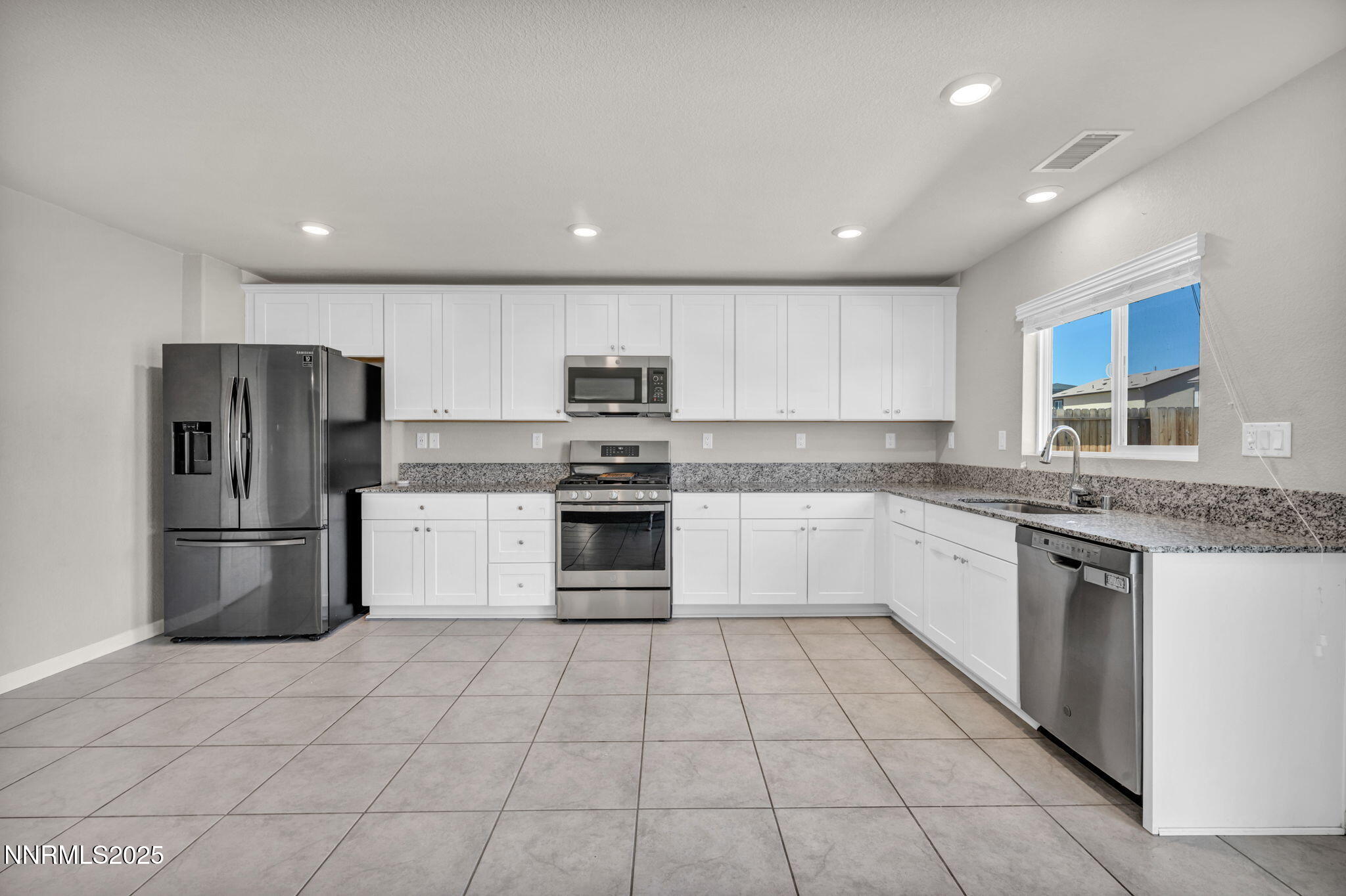 8853 Finnsech Drive Reno, NV 89506 - Photo 10 of 30 80-web-or-mls-8853-finnsech-dr