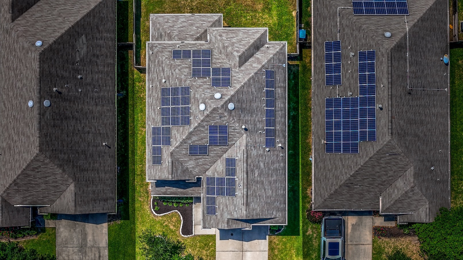 15623 Hanover Breeze Lane Houston, TX 77044 - Photo 41 of 46 an aerial view of a house