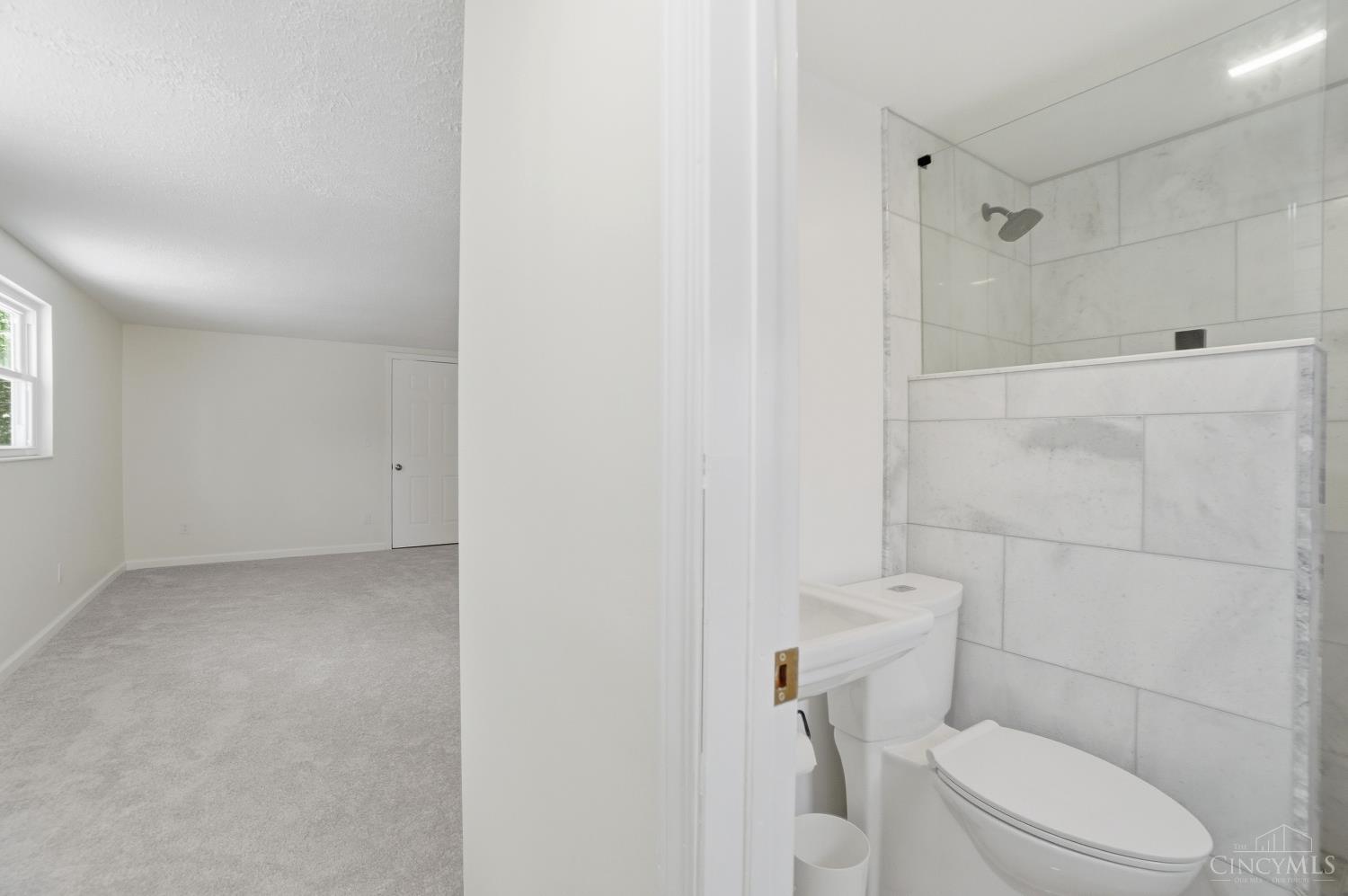 4515 Camberwell Road Cincinnati, OH 45209 - Photo 21 of 42