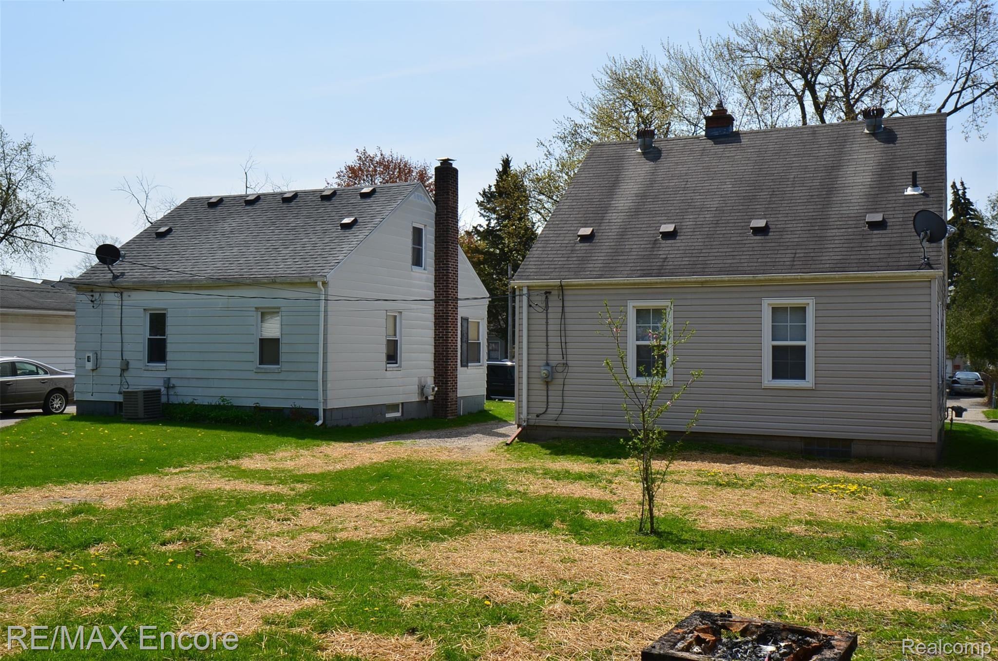 61 East Rutgers Avenue Pontiac, MI 48340 - Photo 44 of 48 C965F472-E16E-4110-8D5D-075BCA57DA02.jpeg