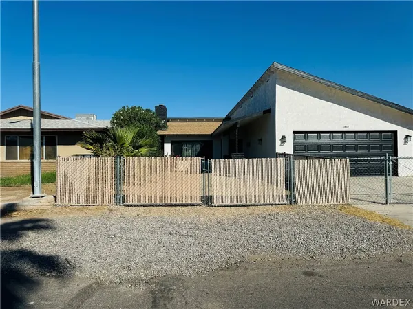 $2,100 | 1469 Terrace Drive, Bullhead City, AZ 86442
