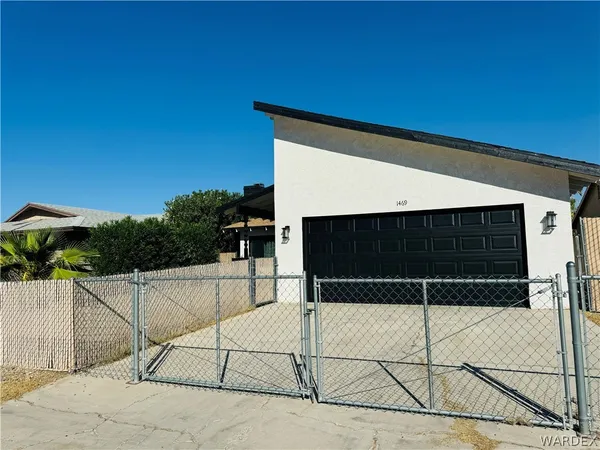 $2,100 | 1469 Terrace Drive, Bullhead City, AZ 86442