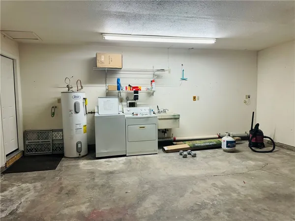 $2,100 | 1469 Terrace Drive, Bullhead City, AZ 86442