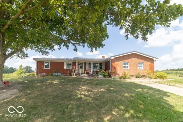 $550,000 | 5288 South County Road 725 East, Straughn, IN 47387