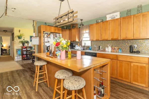 $550,000 | 5288 South County Road 725 East, Straughn, IN 47387