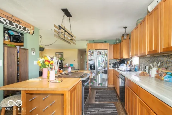 $550,000 | 5288 South County Road 725 East, Straughn, IN 47387