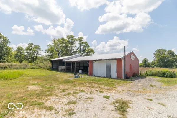 $550,000 | 5288 South County Road 725 East, Straughn, IN 47387