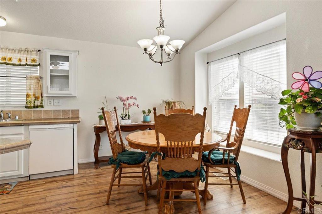 176 Flicker Lane Oceanside, CA 92057 - Photo 5 of 31