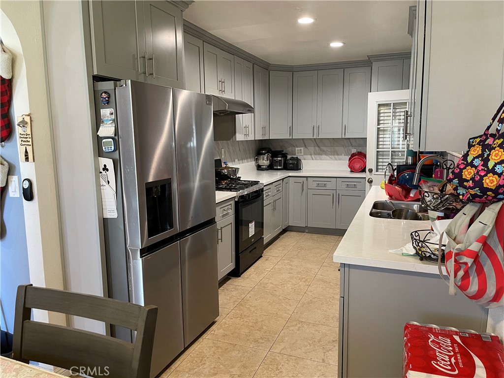 15768 Amar Road La Puente, CA 91744 - Photo 9 of 36