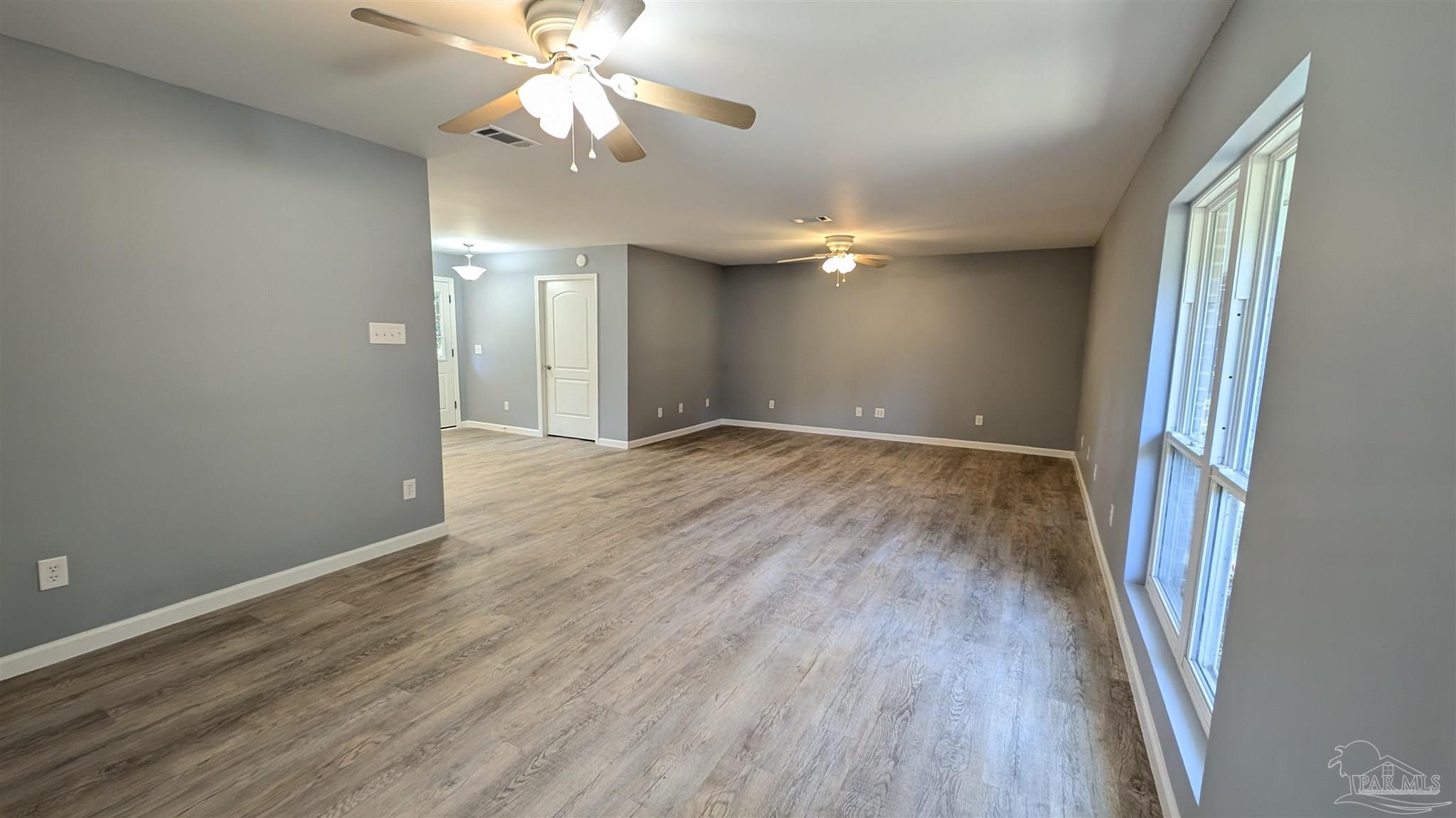 6818 Roundup Lane Milton, FL 32570 - Photo 2 of 13