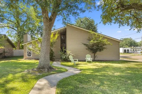 $265,000 | 800 Cherrydale Street, Lake Charles, LA 70607